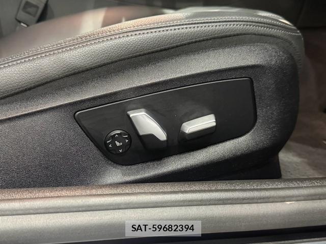 Bmw 5 SERIES 2018-08 8814662-11