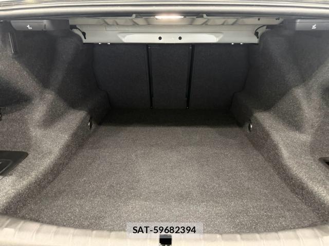 Bmw 5 SERIES 2018-08 8814662-17