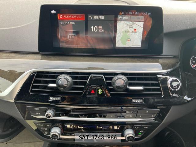 Bmw 5 SERIES 2018-12 8816266-18