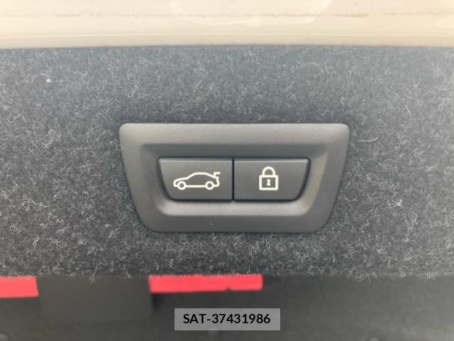 Bmw 5 SERIES 2018-12 8816266-6