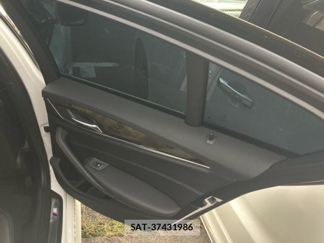 Bmw 5 SERIES 2018-12 8816266-9