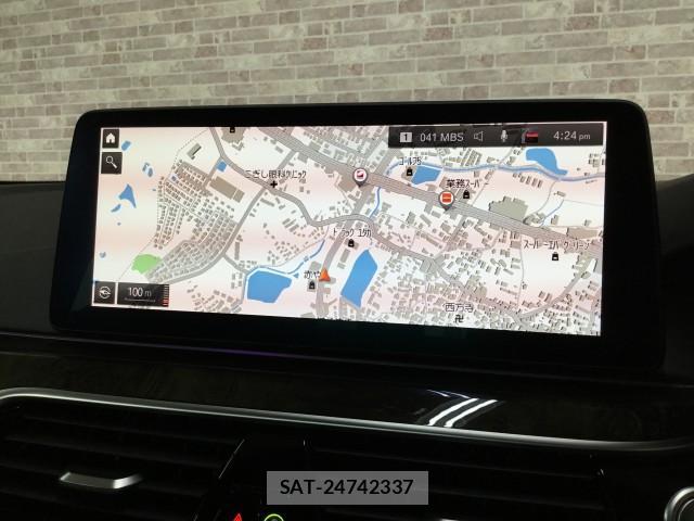 Bmw 5 SERIES 2021-02 8817060-13