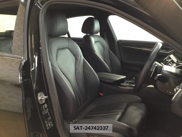 Bmw 5 SERIES 2021-02 8817060-9