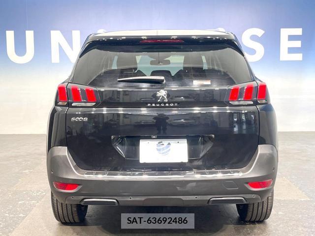 Peugeot 5008 2018-04 8814811-12