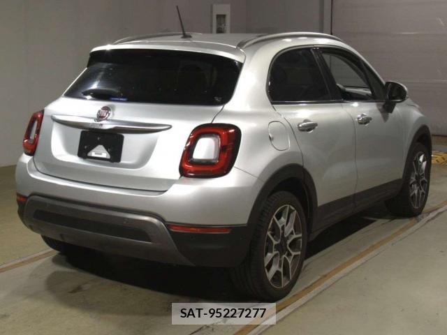 Fiat 500X 2022-08 8815410-1