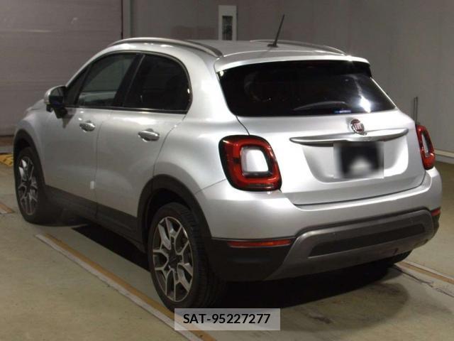 Fiat 500X 2022-08 8815410-10