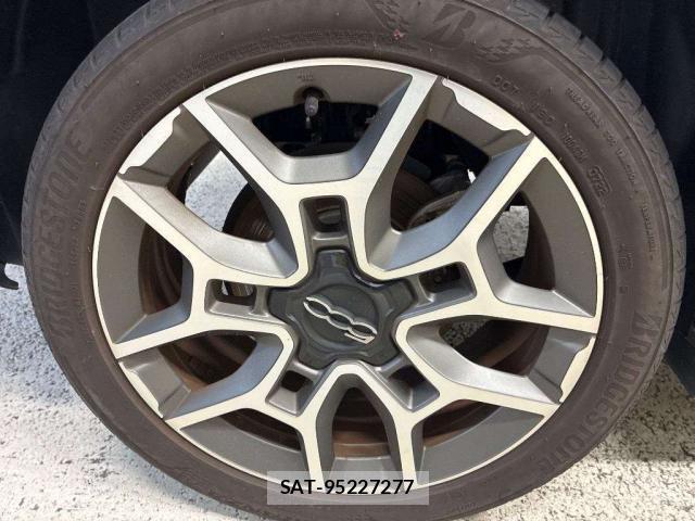 Fiat 500X 2022-08 8815410-8