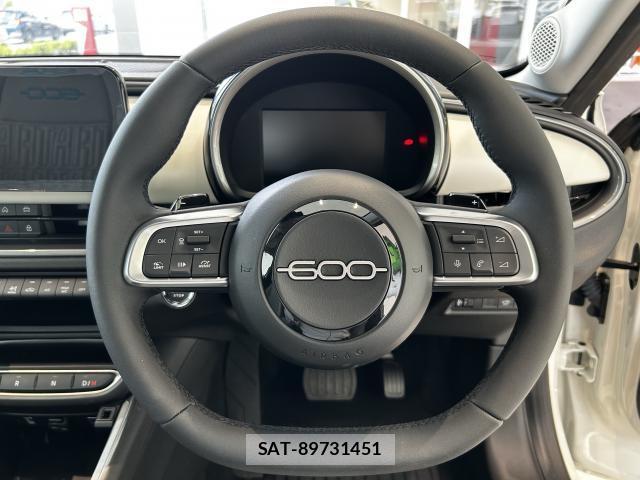 Fiat 600 Hybrid 2025-06 8816452-15