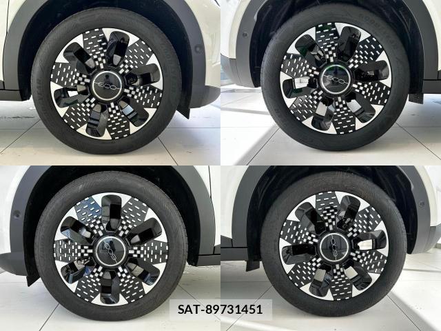 Fiat 600 Hybrid 2025-06 8816452-5