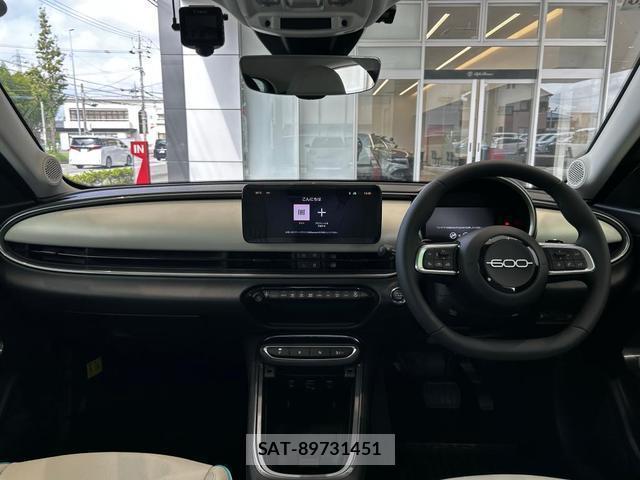 Fiat 600 Hybrid 2025-06 8816452-6