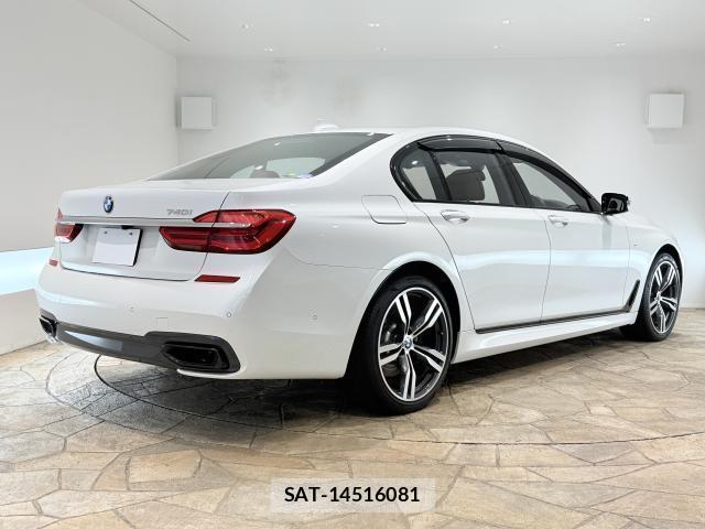 Bmw 7 SERIES 2016-11 8812739-2