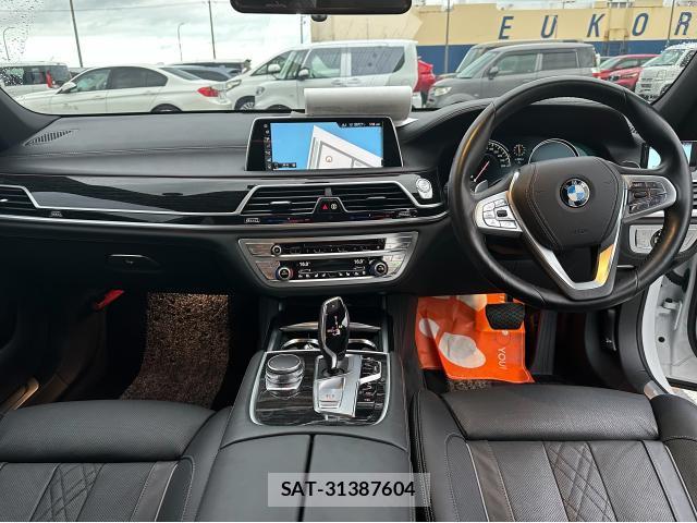 Bmw 7 SERIES 2017-06 8814341-2