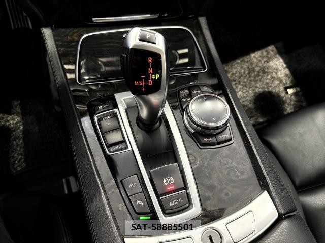 Bmw 7 SERIES 2015-09 8814656-10