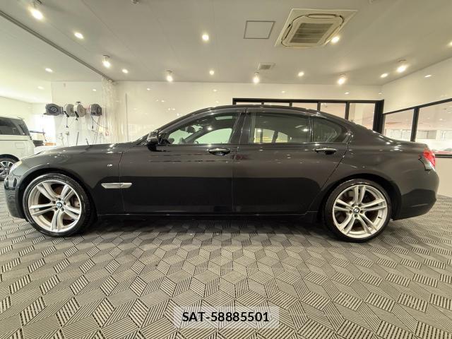 Bmw 7 SERIES 2015-09 8814656-17