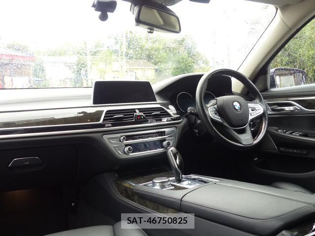 Bmw 7 SERIES 2017-12 8814897-11