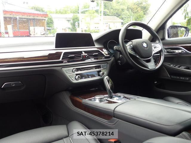 Bmw 7 SERIES 2016-06 8814898-5