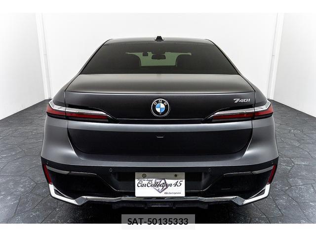 Bmw 7 SERIES 2022-12 8815884-1