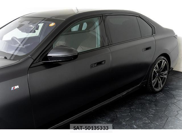 Bmw 7 SERIES 2022-12 8815884-7