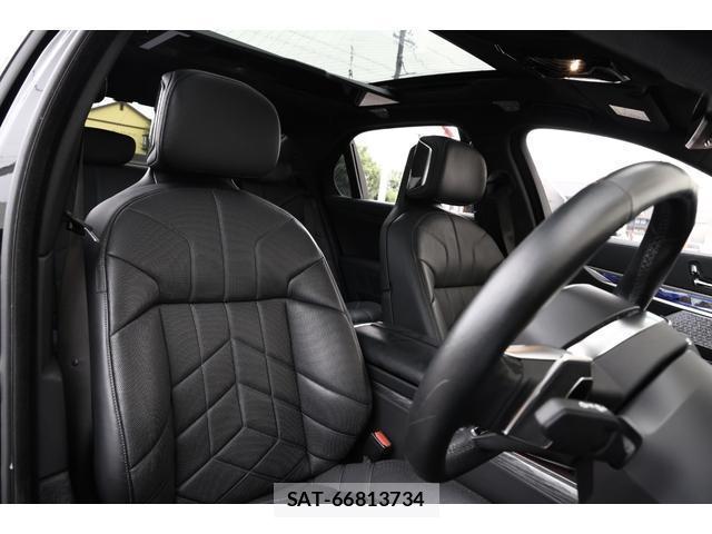Bmw 7 SERIES 2023-07 8817675-12