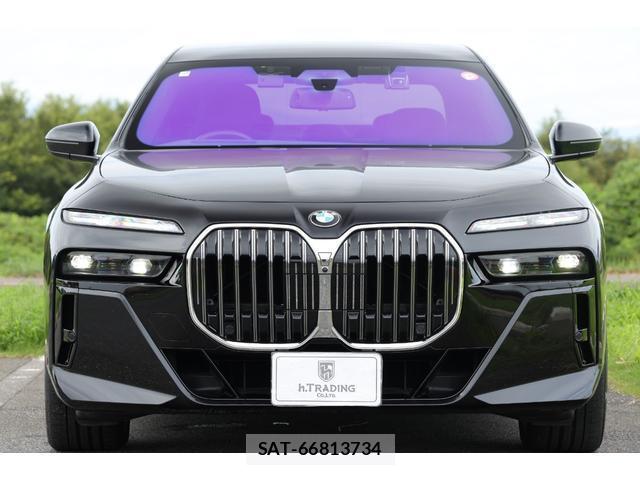 Bmw 7 SERIES 2023-07 8817675-16
