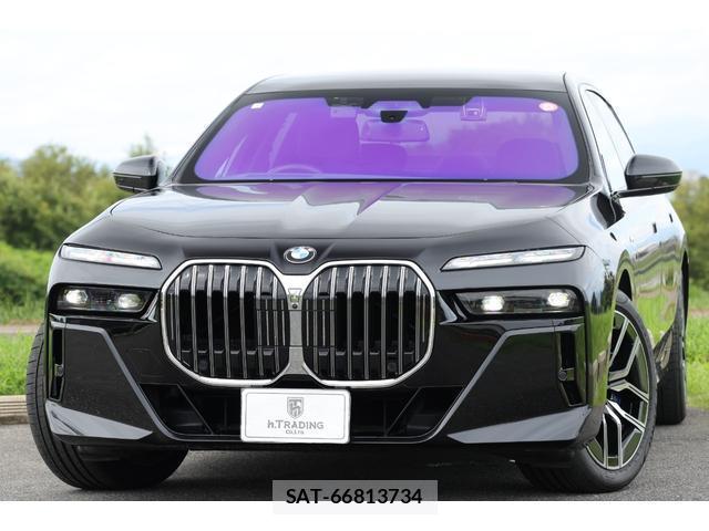 Bmw 7 SERIES 2023-07 8817675-17