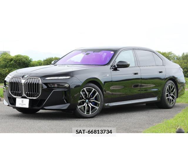 Bmw 7 SERIES 2023-07 8817675-6