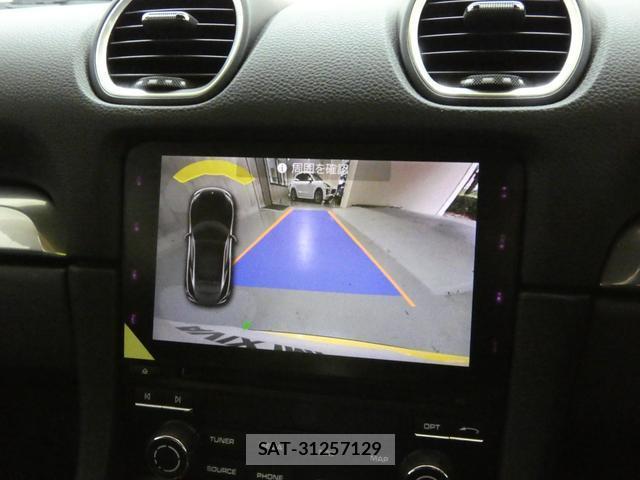 Porsche 718 Cayman 2017-12 8817277-10