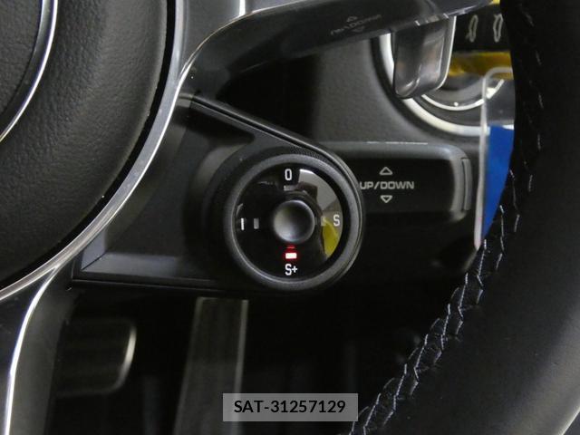 Porsche 718 Cayman 2017-12 8817277-14