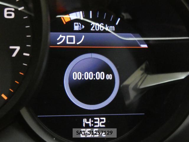 Porsche 718 Cayman 2017-12 8817277-15