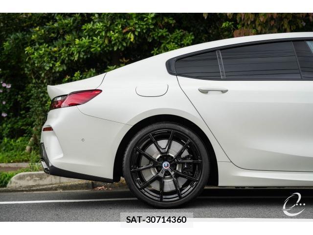 Bmw 8 SERIES 2023-02 8812546-8