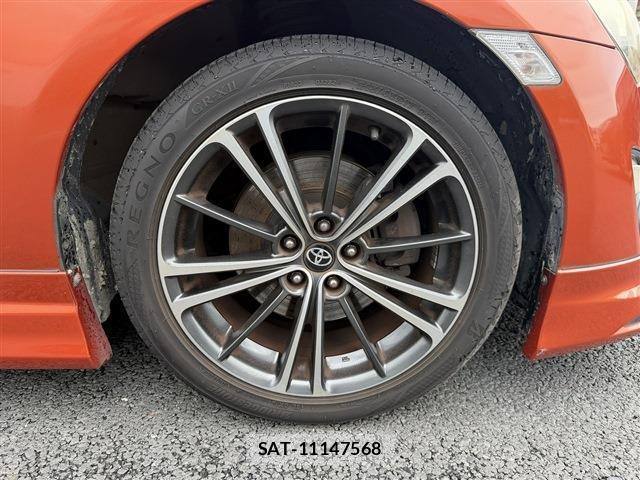 Toyota 86 2012-08 8812809-13