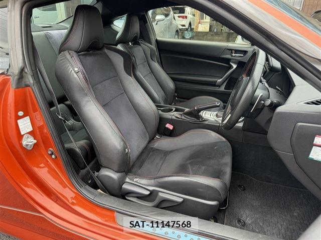 Toyota 86 2012-08 8812809-14