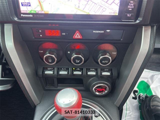 Toyota 86 2013-05 8812834-18