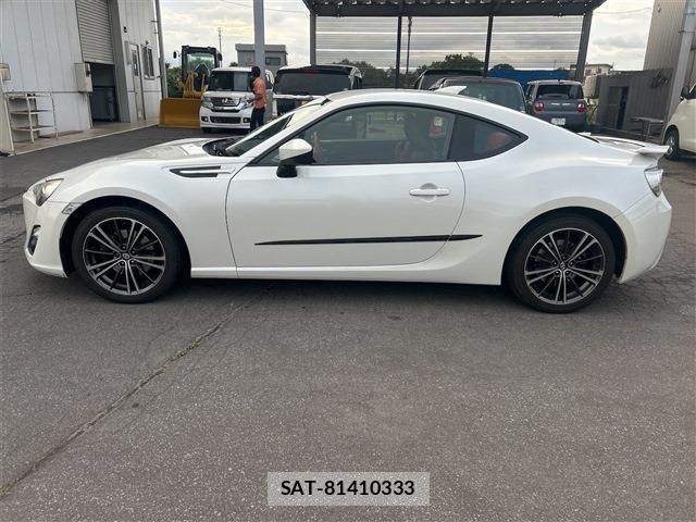 Toyota 86 2013-05 8812834-4