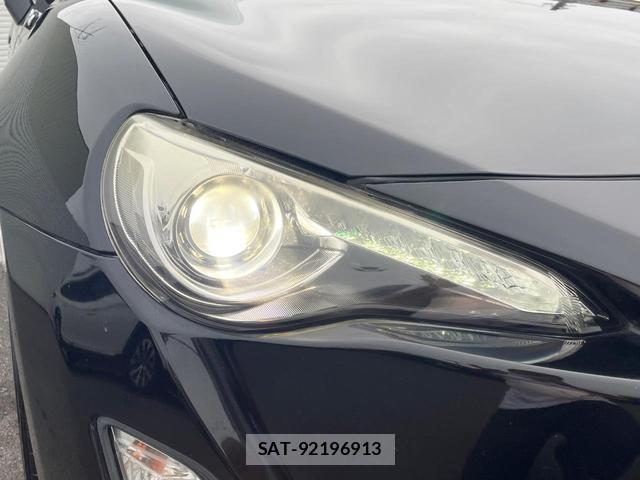 Toyota 86 2013-03 8814507-13