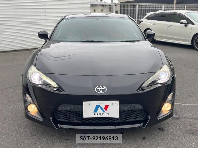 Toyota 86 2013-03 8814507-14