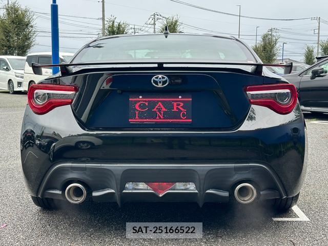 Toyota 86 2018-06 8814524-6