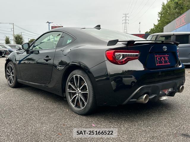 Toyota 86 2018-06 8814524-7
