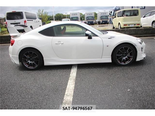 Toyota 86 2016-11 8815673-8