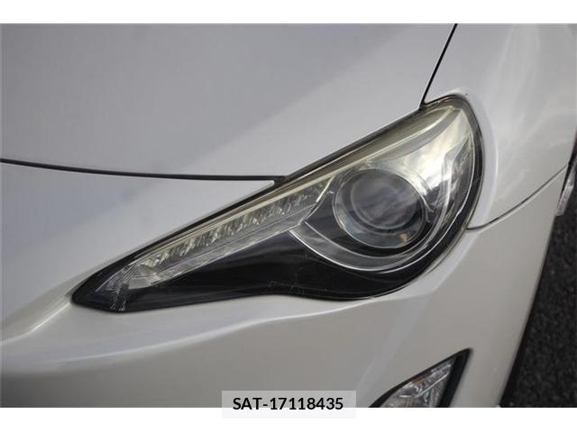 Toyota 86 2015-10 8815689-11