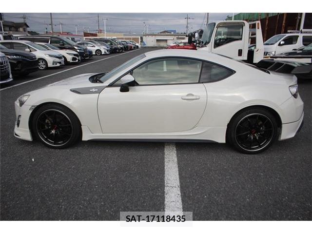 Toyota 86 2015-10 8815689-7