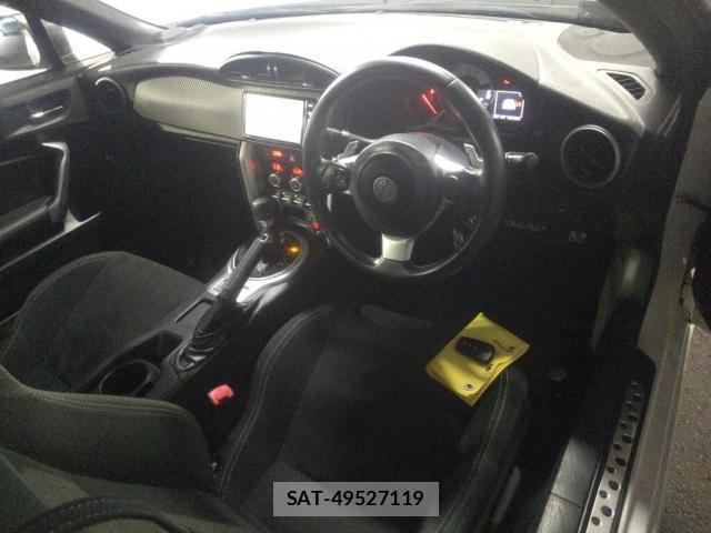 Toyota 86 2019-06 8816012-2