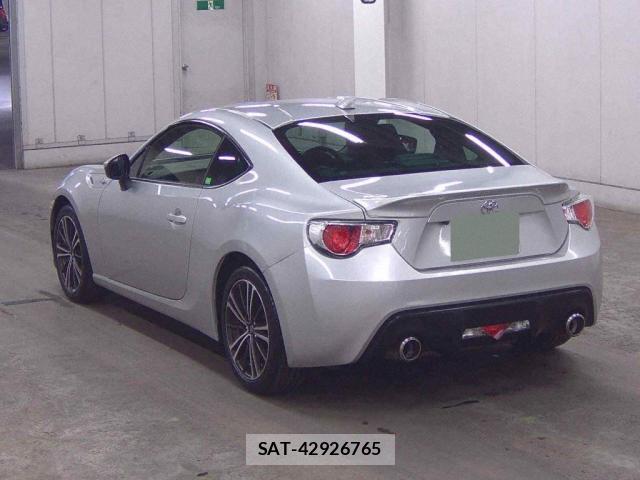 Toyota 86 2012-08 8816020-1