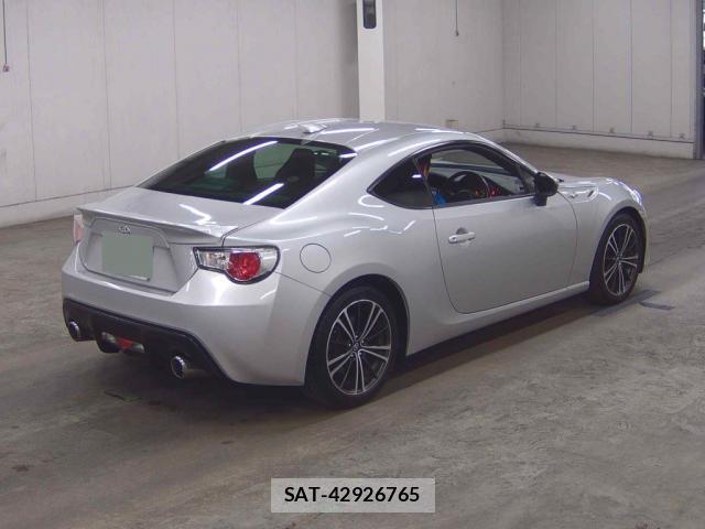 Toyota 86 2012-08 8816020-4