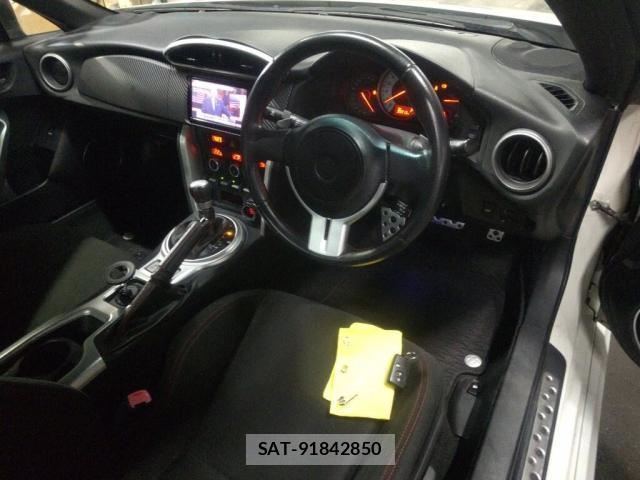 Toyota 86 2016-07 8816023-2