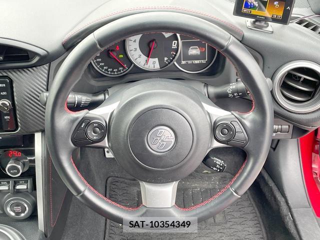 Toyota 86 2017-01 8817184-11