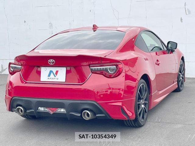Toyota 86 2017-01 8817184-17