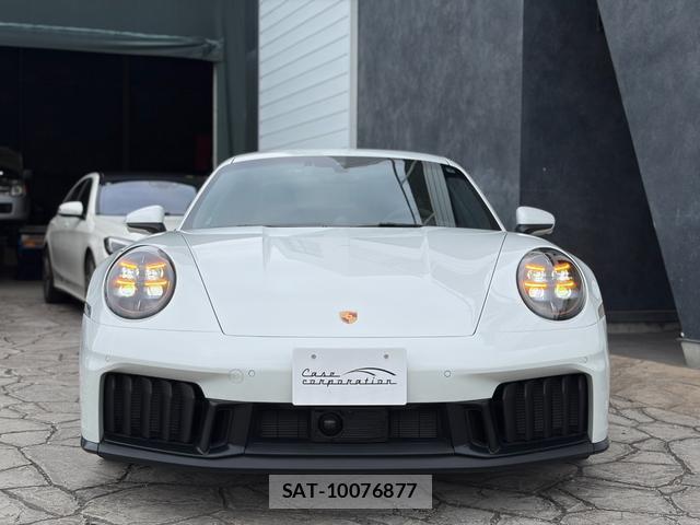 Porsche 911 2025-09 8812341-17