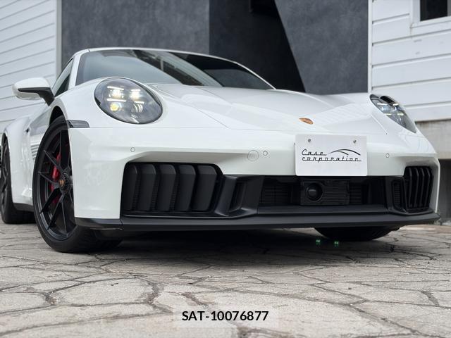 Porsche 911 2025-09 8812341-8