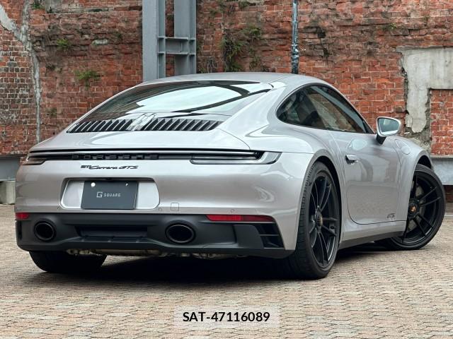 Porsche 911 2024-07 8812473-1